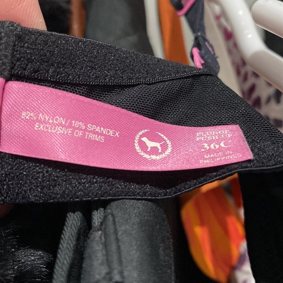 NWOT Victoria’s Secret Pink Plunge Push-Up Bra, Size 36C - Picture 5 of 5